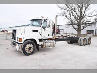 2008 Mack PINNACLE CHU613