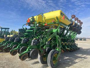 2013 John Deere 1790