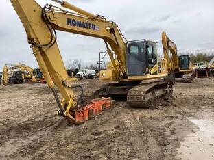 2019 Komatsu PC240 LC-11