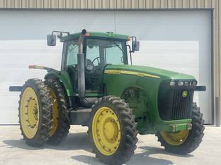 2002 John Deere 8320
