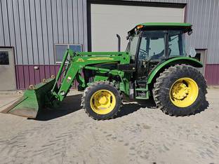 2010 John Deere 5075M