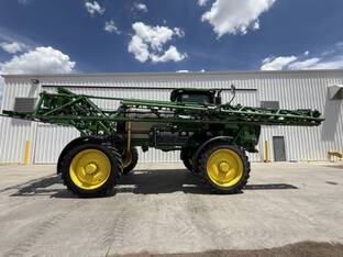 2017 John Deere R4038