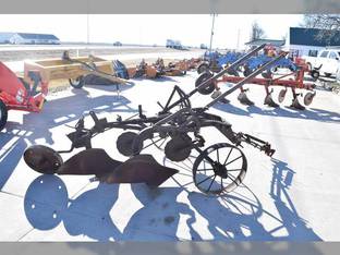 International 3BOTTOM