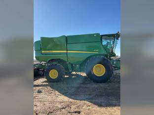 2020 John Deere S790