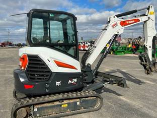 2022 Bobcat E35