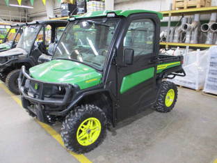 2022 John Deere GATOR XUV 835R