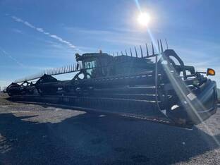 2016 MacDon Industries FD75