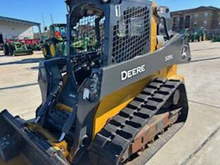 2022 John Deere 325G