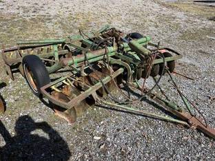 John Deere 1200