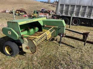John Deere 336