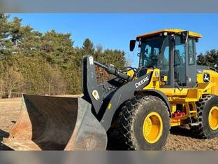 2019 John Deere 544L