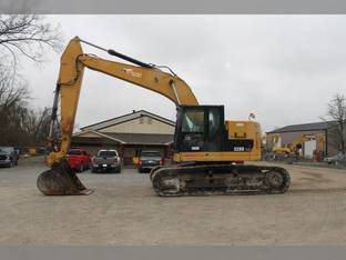 2011 Caterpillar 328D LCR