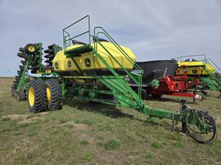 2015 John Deere 1890