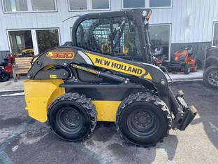 2021 New Holland L320