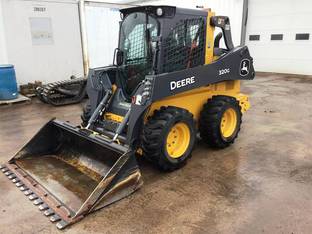 2021 John Deere 320G