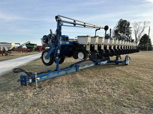 2005 Kinze 3600