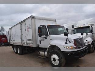 2013 International DURASTAR 4400