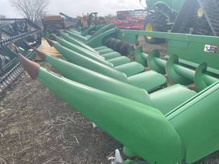 2010 John Deere 608C STALKMASTER