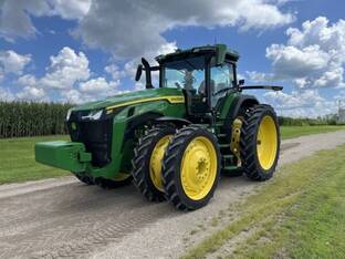 2023 John Deere 8R 340