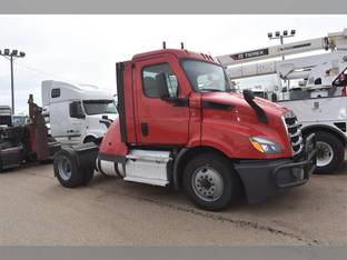 2021 Freightliner CASCADIA 116