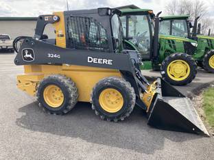 2025 John Deere 324G