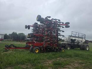 2011 Bourgault Industries Ltd. 3310-75