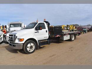 2015 Ford F650 SD