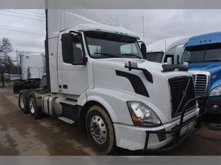 2016 Volvo VNL64T300