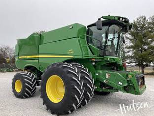 2023 John Deere S790