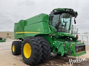 2023 John Deere S790