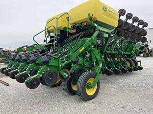 2023 John Deere 1795