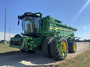 2023 John Deere X9 1000