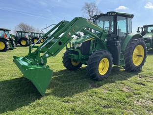 2022 John Deere 6120M
