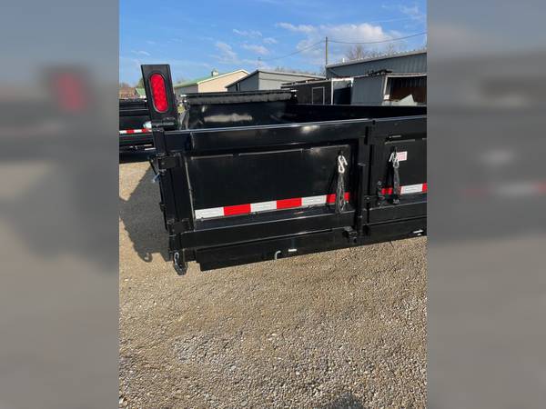 2024 Sure-Trac 82 in x 12 hd low profile dump trailer