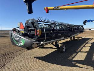 2021 MacDon Industries FD140