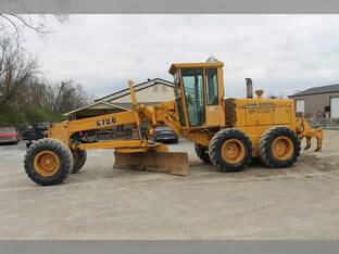 1986 John Deere 670B