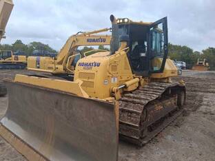 2022 Komatsu D71EX-24