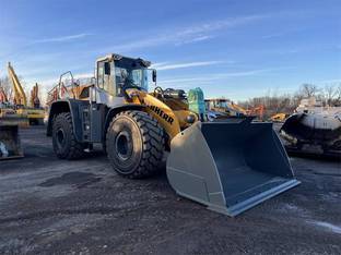 2023 LIEBHERR L586 XPOWER