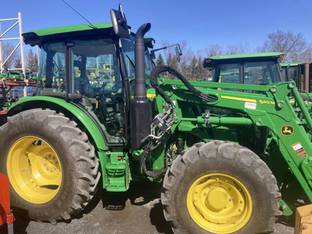 2022 John Deere 5115M