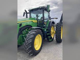 2022 John Deere 8R 310