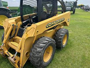 2001 John Deere 270