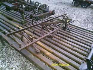 1985 Massey-Ferguson 2 ROW