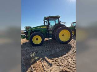 2023 John Deere 8R 310