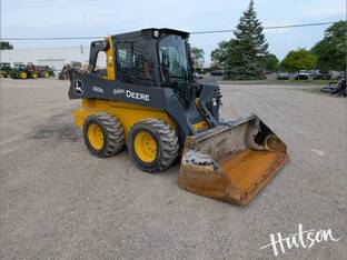 2023 John Deere 320G