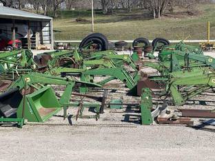 John Deere 148
