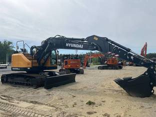 2023 Hyundai HX235A LCR