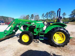 2018 John Deere 5075E