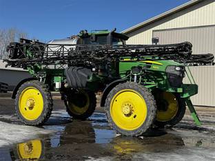 2011 John Deere 4830