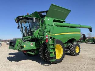 2015 John Deere S680
