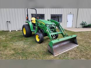 2006 John Deere 4320